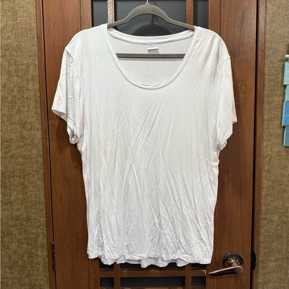 NWOT Ripskirt Hawaii Simple Tee XXL White